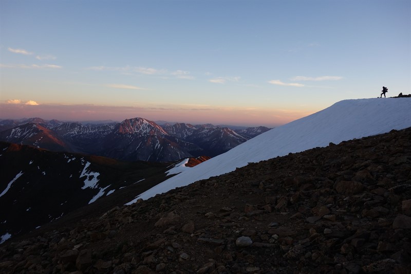 Nejvyšší bod Colorada, trailu i rozvodí - Mt. Elbert 4 401 m n. m. a snad nejintenzivnější zážitek. Byli jsme tu na západ slunce a úplně sami!