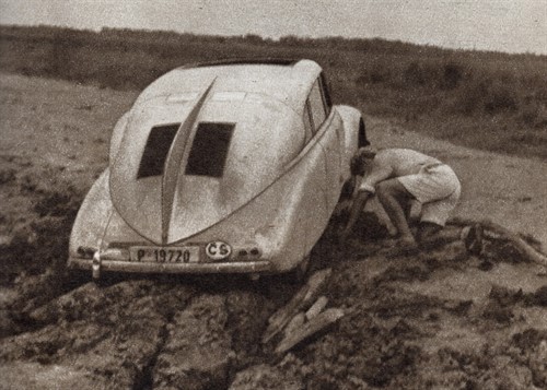 Při pohledu na město v titulku, kterým je Encarnación se takové statistice dá skoro nevěřit. | Foto: Muzeum jihovýchodní Moravy Zlín, Archiv H+Z, autor: Jiří Hanzelka a Miroslav Zikmund