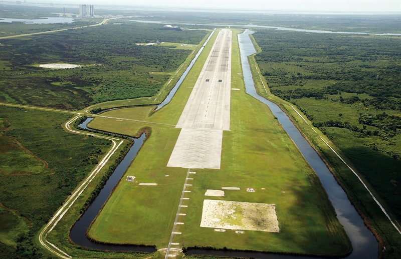 Přistávací dráha pro raketoplány  Cape Canaveral, Florida, USA