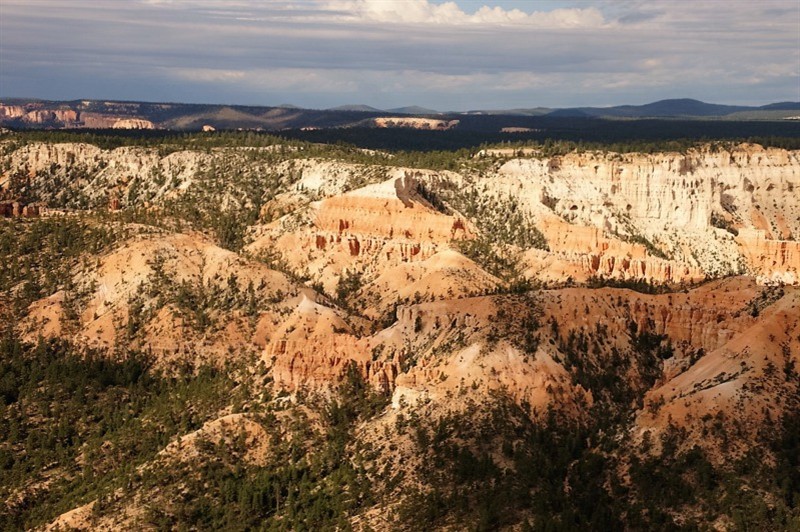 Bryce Canyon v ranním slunci, USA