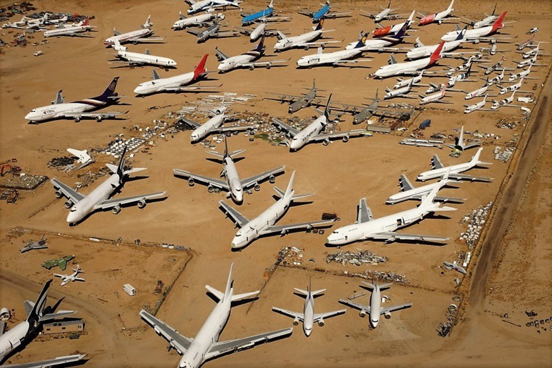 Odstavená nepotřebná letadla  Mojave Airport, USA